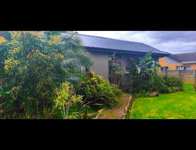 5 BEDROOM HOUSE FOR SALE IN GEORGE EAST